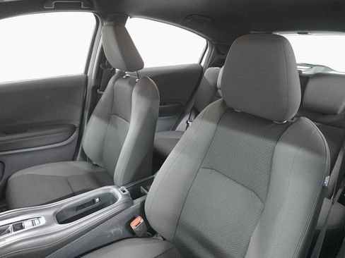 Used 2019 Honda HR-V Sport image 16