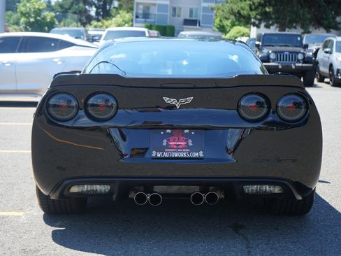 Used 2007 Chevrolet Corvette Coupe w/ Preferred Equipment Group RWD image 26