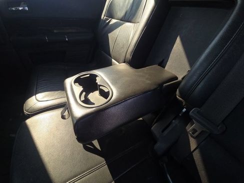 Used 2013 Ford Flex Limited FWD image 18