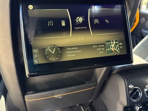 Used 2022 Rolls-Royce Cullinan image 20