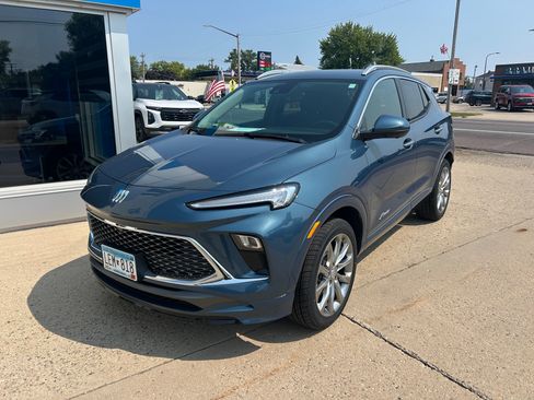 Used 2024 Buick Encore GX Avenir w/ Avenir Technology Package AWD/4WD image 2