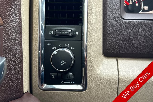 Used 2015 RAM 1500 Laramie w/ Convenience Group AWD/4WD image 32