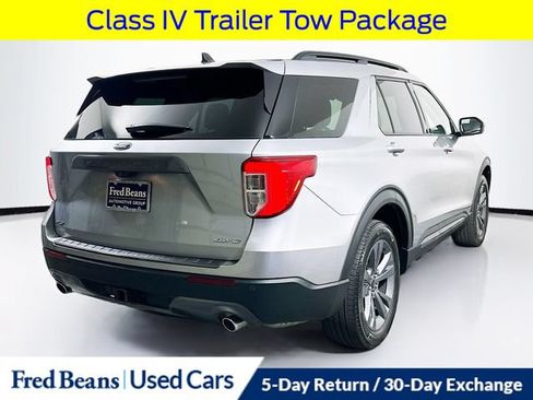 Certified 2023 Ford Explorer XLT w/ Equipment Group 202A AWD/4WD image 9