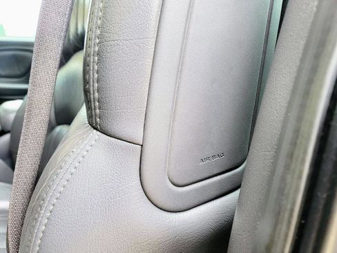 Used 2000 Pontiac Bonneville SSEi FWD image 21