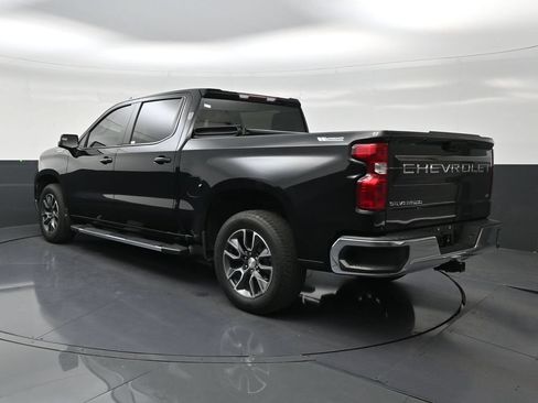 Used 2021 Chevrolet Silverado 1500 RST RWD image 3