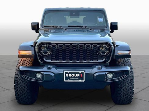 Used 2024 Jeep Wrangler Unlimited Sport AWD/4WD image 4