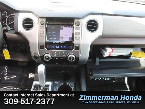 Used 2018 Toyota Tundra Limited w/ Limited Premium Package AWD/4WD image 14