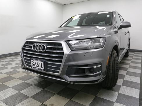 Used 2018 Audi Q7 3.0T Premium Plus w/ Premium Plus Package image 4