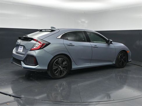 Used 2018 Honda Civic EX-L image 5