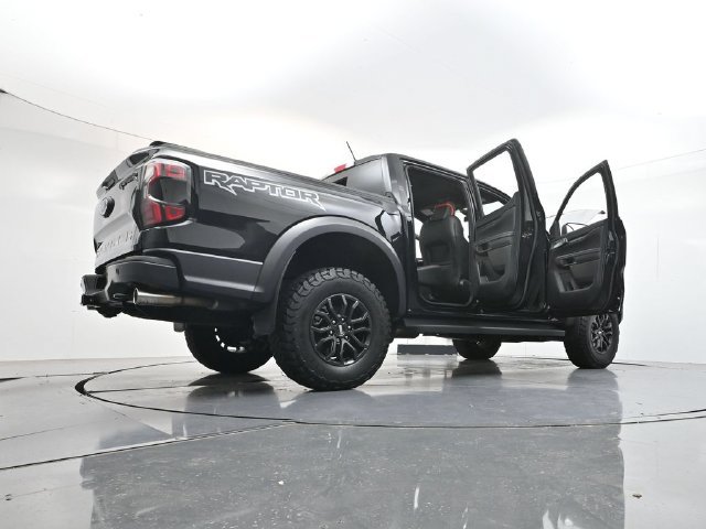 Certified 2025 Ford Ranger Raptor AWD/4WD image 61