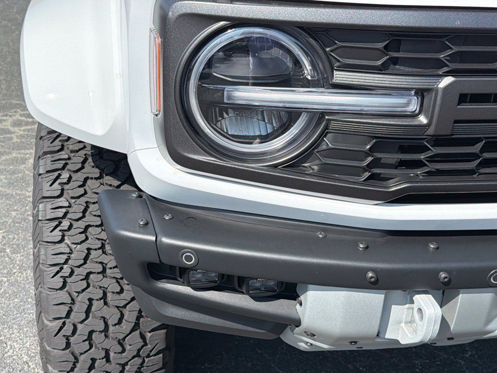 Used 2025 Ford Bronco Raptor AWD/4WD image 31