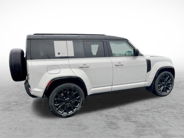 New 2026 Land Rover Defender 110 OCTA AWD/4WD image 7