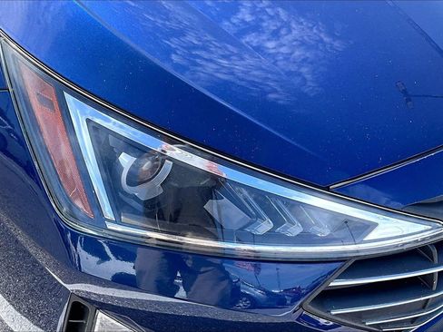 Used 2020 Hyundai Elantra SEL image 28