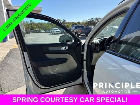 New 2026 Volvo XC40 B4 Plus FWD image 23