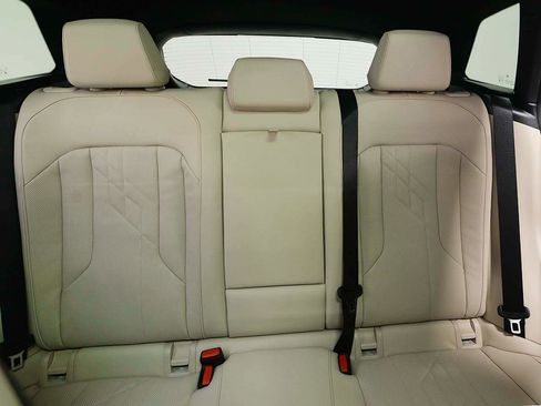 Used 2026 BMW X3 xDrive30 image 9