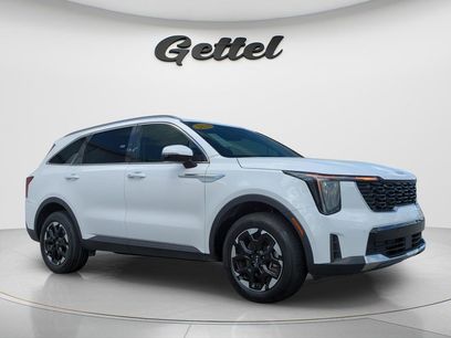 Used 2024 Kia Sorento S