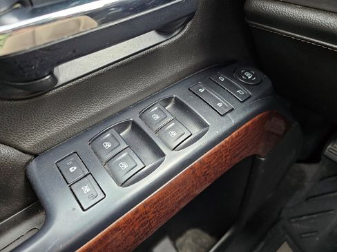 Used 2014 GMC Sierra 1500 SLE w/ SLE Value Package image 41