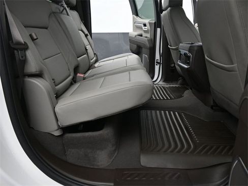 Used 2025 Chevrolet Silverado 1500 LTZ image 15