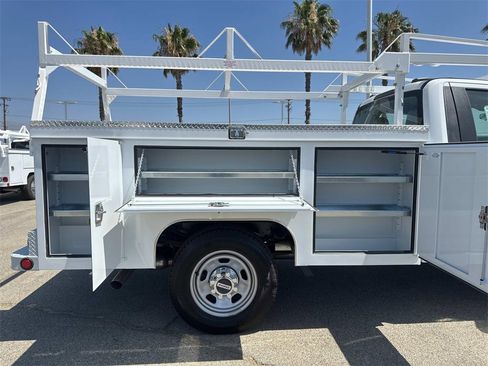 New 2025 Ford F350 XL w/ XL Chrome Package image 18