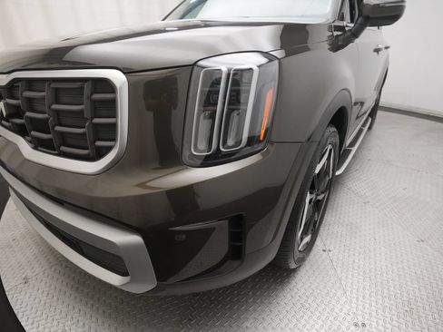 Used 2024 Kia Telluride S w/ S Sunroof Package FWD image 22