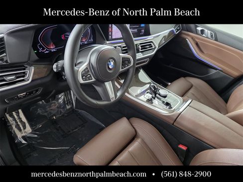 Used 2022 BMW X5 sDrive40i w/ M Sport Package image 11