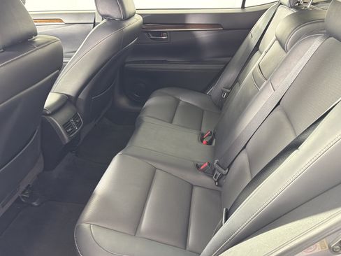 Used 2015 Lexus ES 350 w/ Premium Package FWD image 26