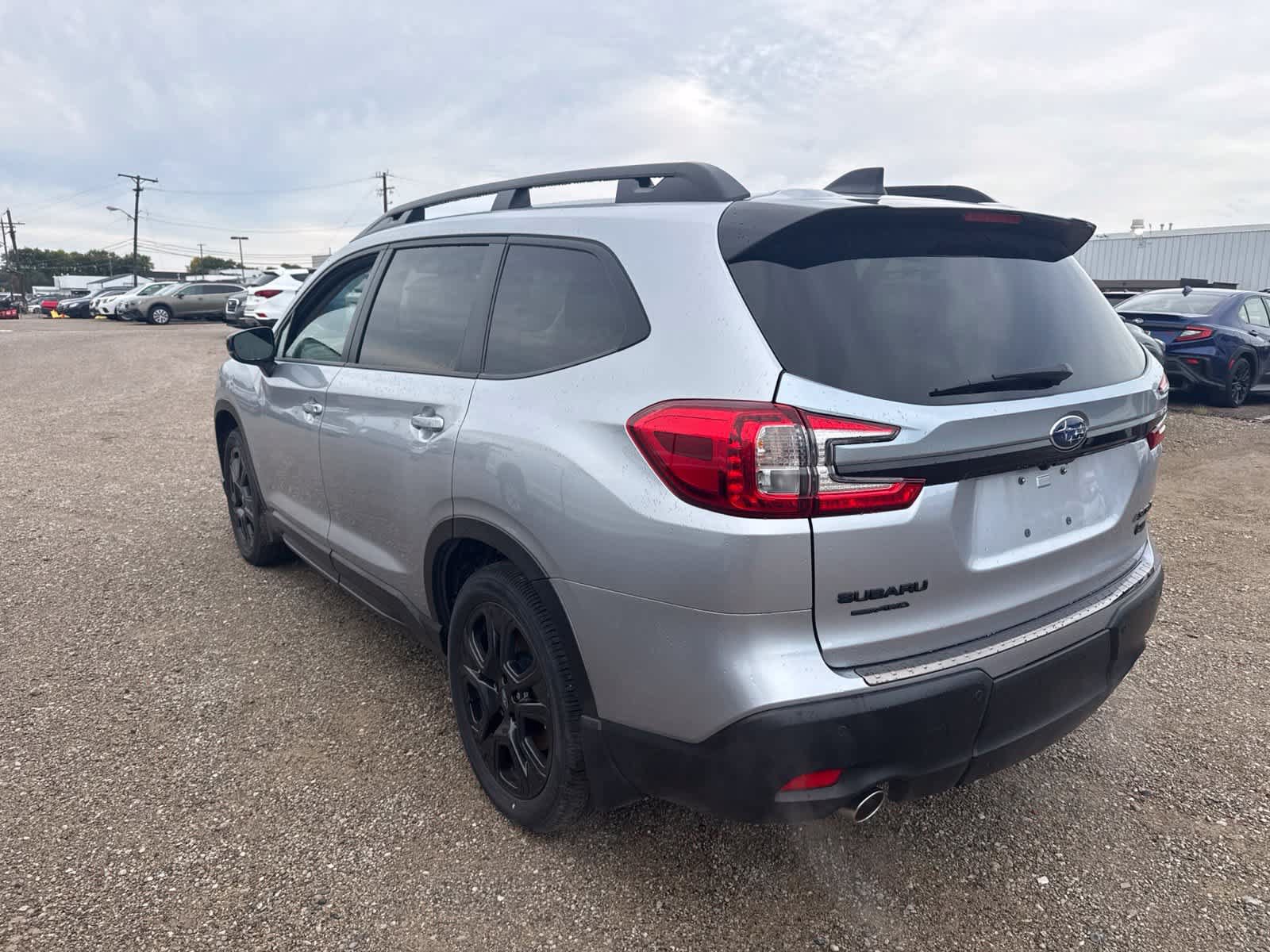 Used 2026 Subaru Ascent Bronze Edition AWD/4WD image 2