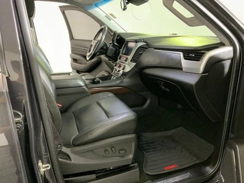 Used 2016 GMC Yukon SLT w/ Open Road Package AWD/4WD image 28