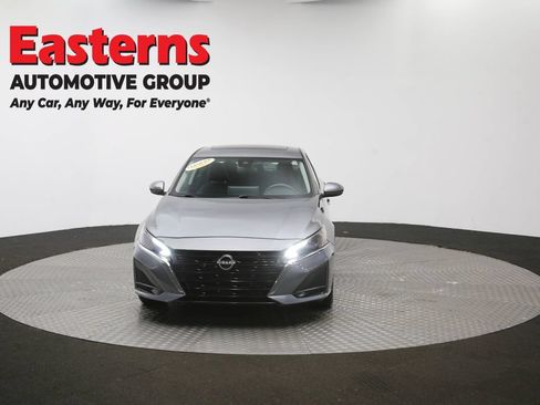 Used 2023 Nissan Altima 2.5 SV w/ SV Premium Package AWD/4WD image 53