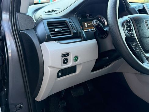 Used 2017 Honda Pilot EX image 43