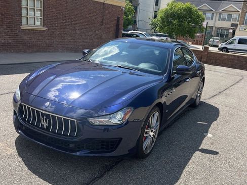 Used 2018 Maserati Ghibli S Q4 AWD/4WD image 1
