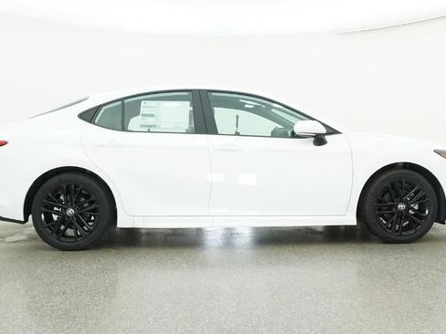 New 2026 Toyota Camry SE image 27