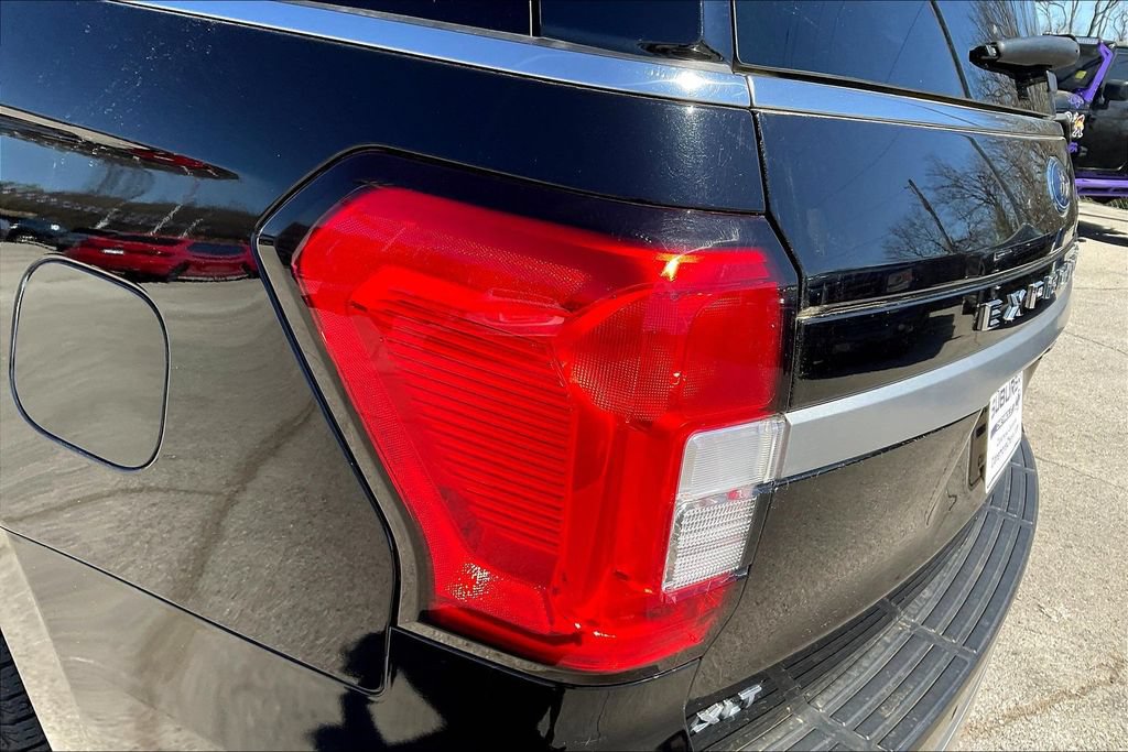 Used 2024 Ford Expedition Max XLT AWD/4WD image 28