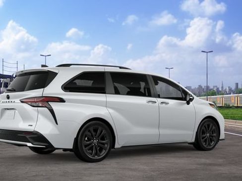 New 2026 Toyota Sienna XSE FWD image 12
