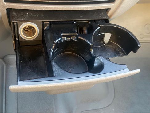 Used 2015 Freightliner Sprinter 2500 image 29