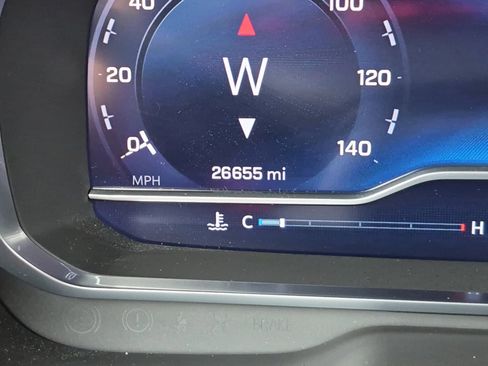 Used 2023 Chevrolet Tahoe Premier image 2