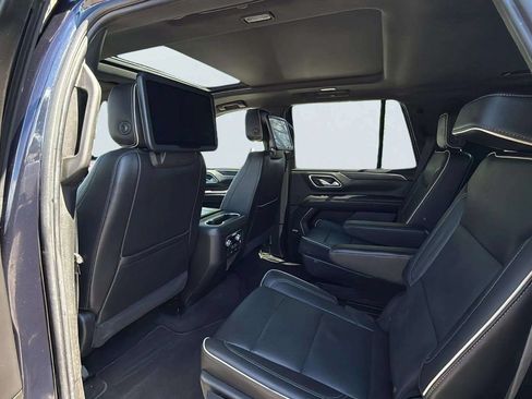 Used 2021 GMC Yukon SLT w/ SLT Luxury Plus Package AWD/4WD image 19