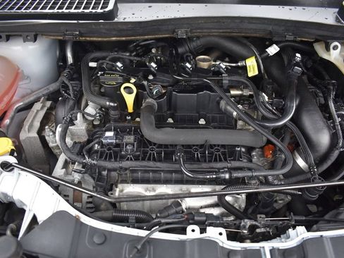 Used 2019 Ford Escape SE image 35