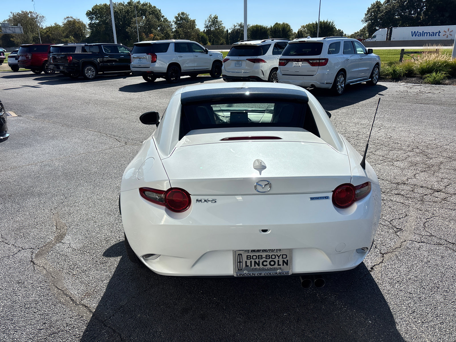 Used 2022 MAZDA MX-5 Miata RF Grand Touring RWD image 6
