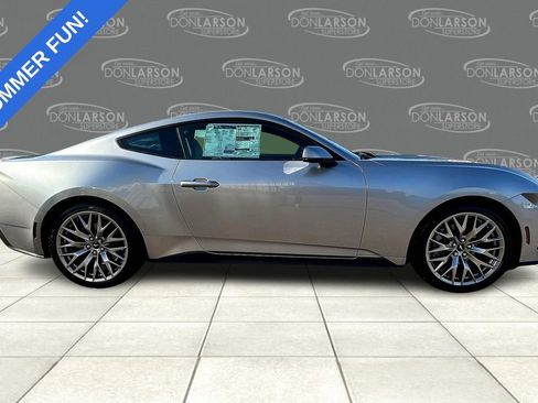 New 2025 Ford Mustang Premium image 5