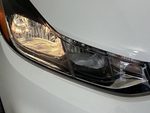 Used 2020 Chevrolet Trax LS FWD image 9