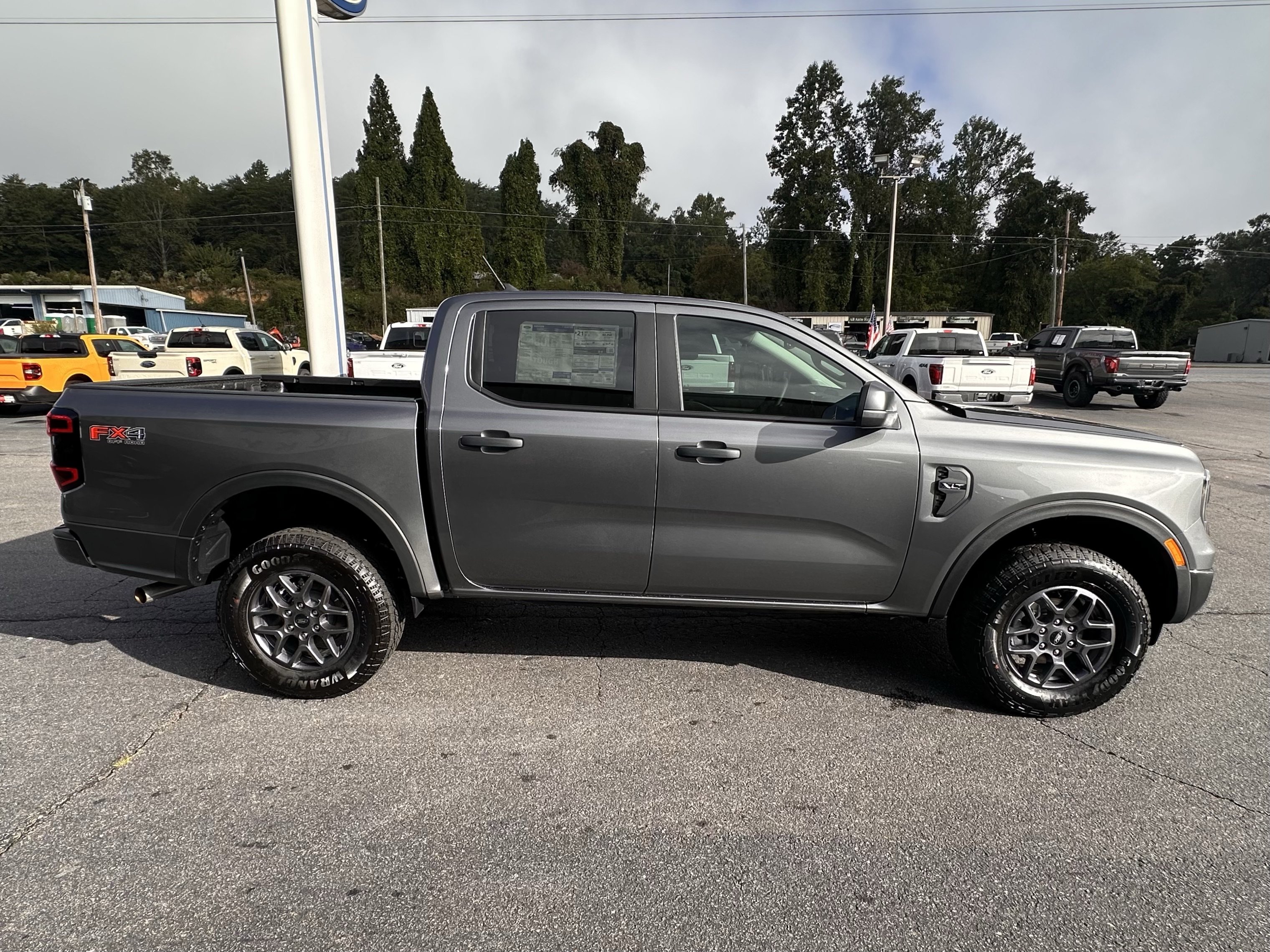 New 2026 Ford Ranger XLT w/ FX4 Off-Road Package AWD/4WD image 5