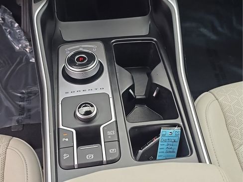 Used 2022 Kia Sorento EX image 20