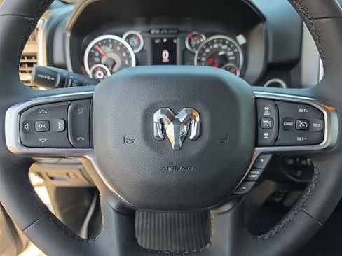 Used 2025 RAM 1500 Big Horn image 30