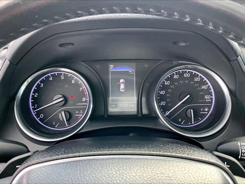 Used 2019 Toyota Camry SE image 20