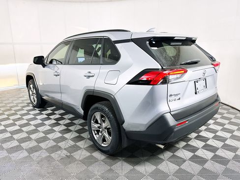 Used 2025 Toyota RAV4 LE image 5