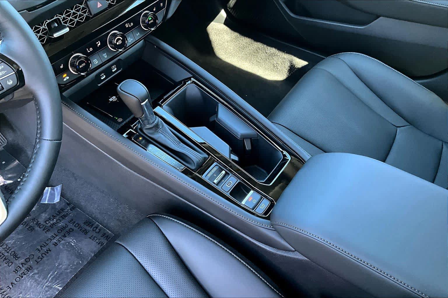 New 2026 Honda Accord Touring image 7