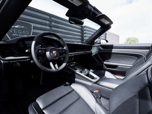 Used 2024 Porsche 911 Targa 4S w/ Premium Package image 2