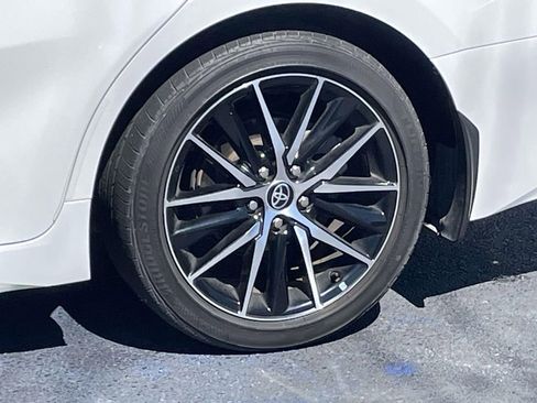 Used 2022 Toyota Camry SE w/ Convenience Package image 21