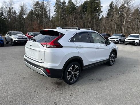 Used 2022 Mitsubishi Eclipse Cross SE image 5